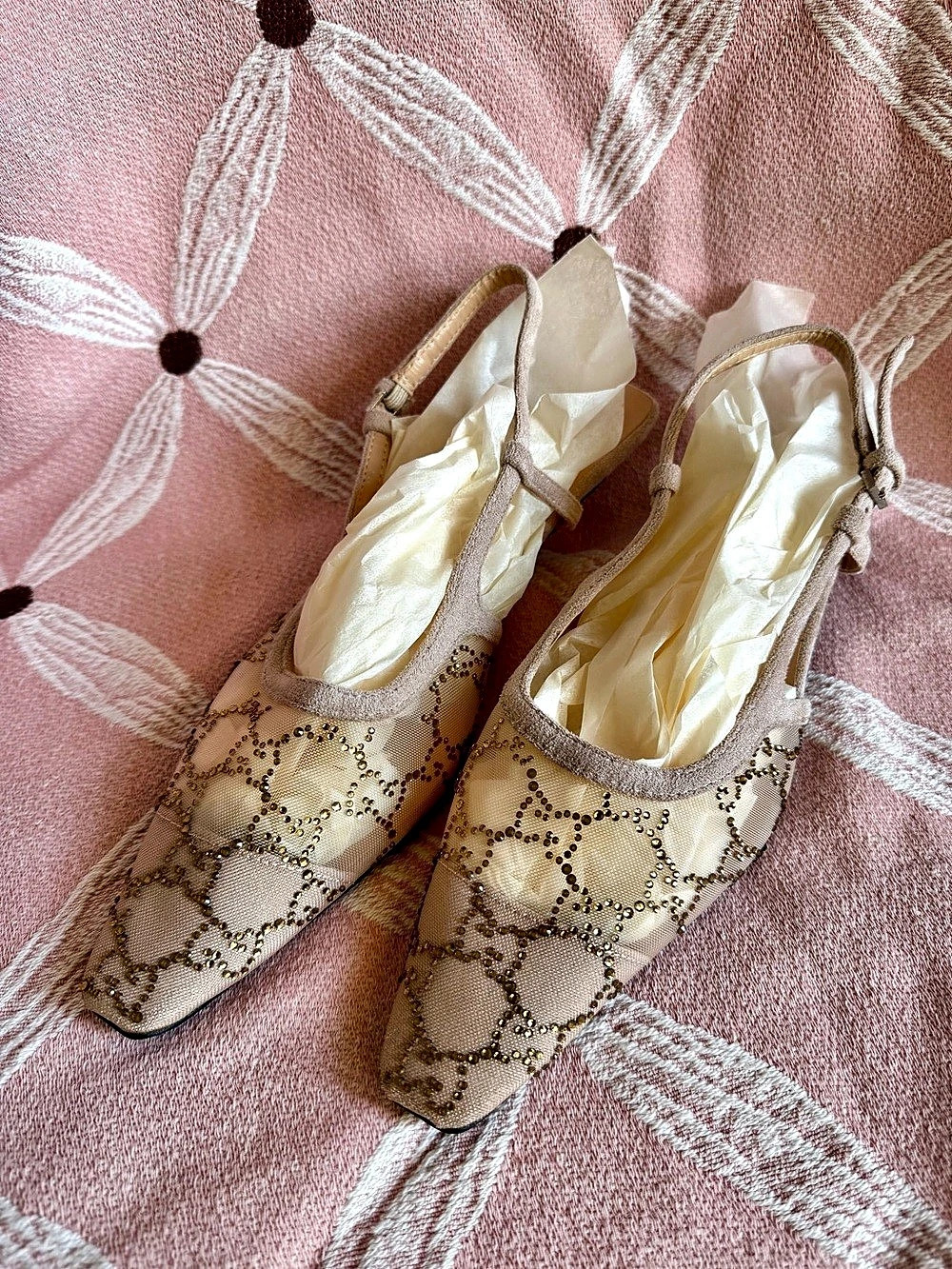 Nude Mesh Sparkly Slingback Pump / EU 39